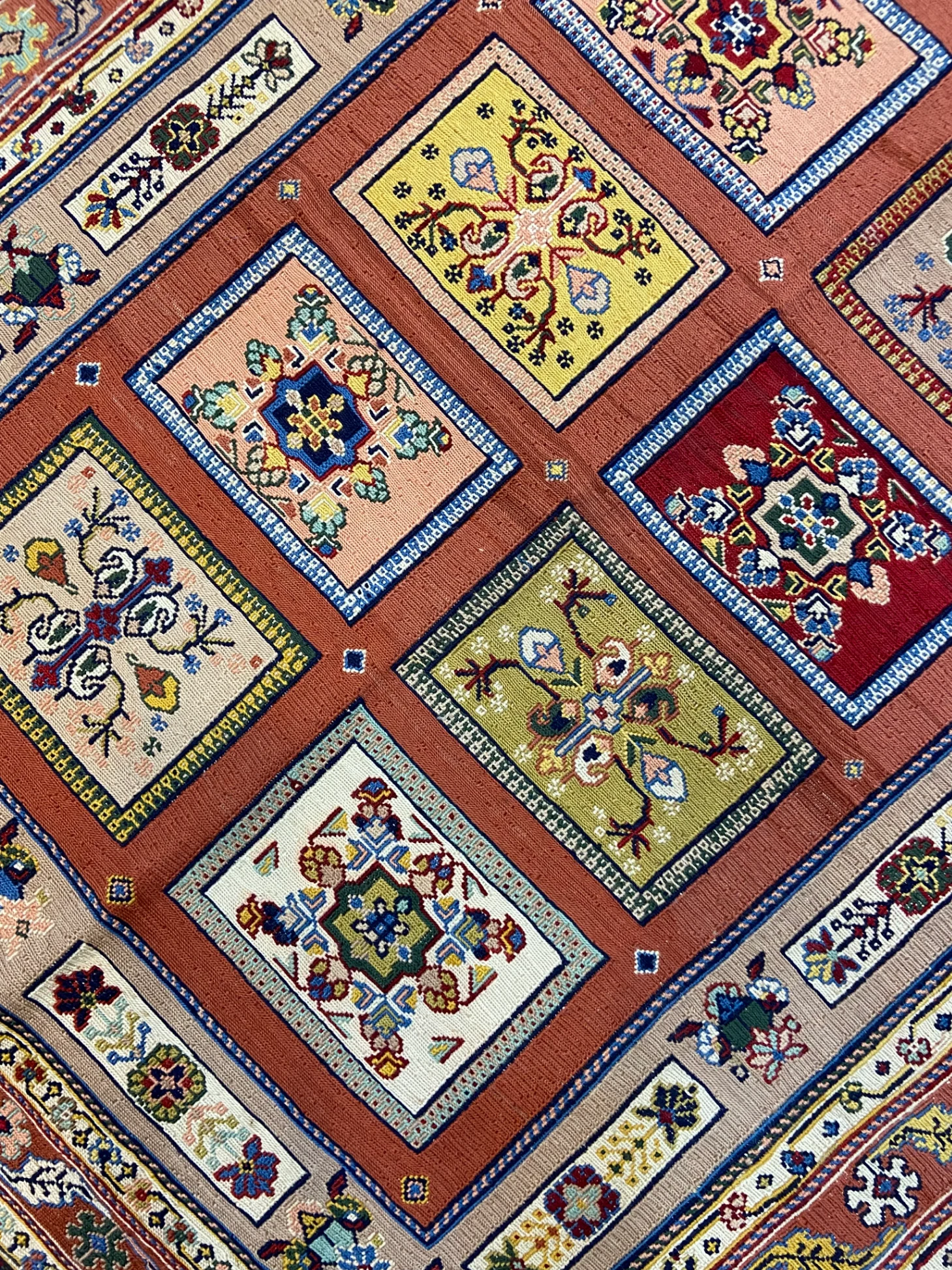 The Bakhtiari Garden thumbnail 2